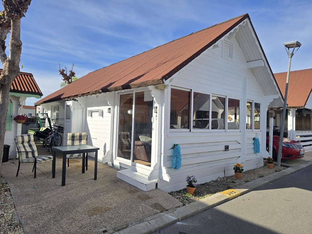 Peaceful 2 Bedroom Swiss Chalet For Rent On Camping Almafra Campsite In Benidorm