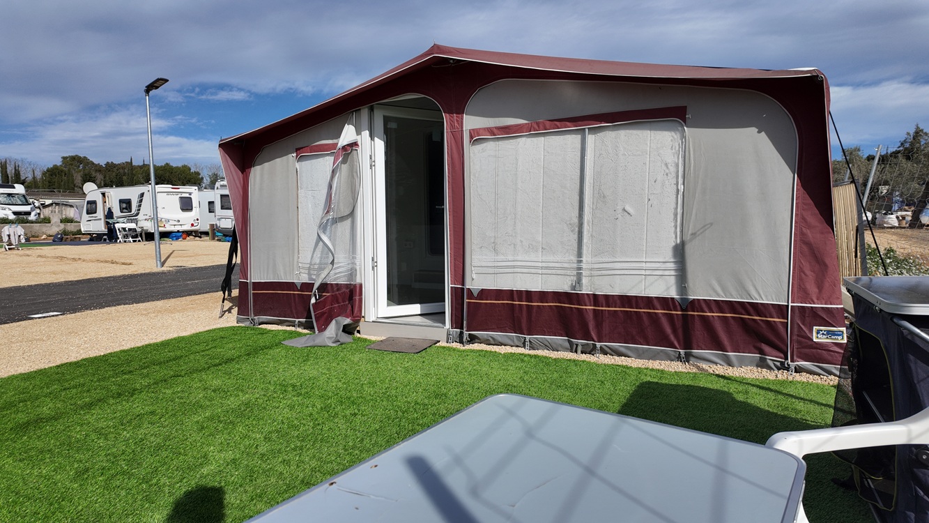 REDUCED! Newly Renovated Caravan & Awning For Sale On Camping Benisol, Benidorm – €23,500