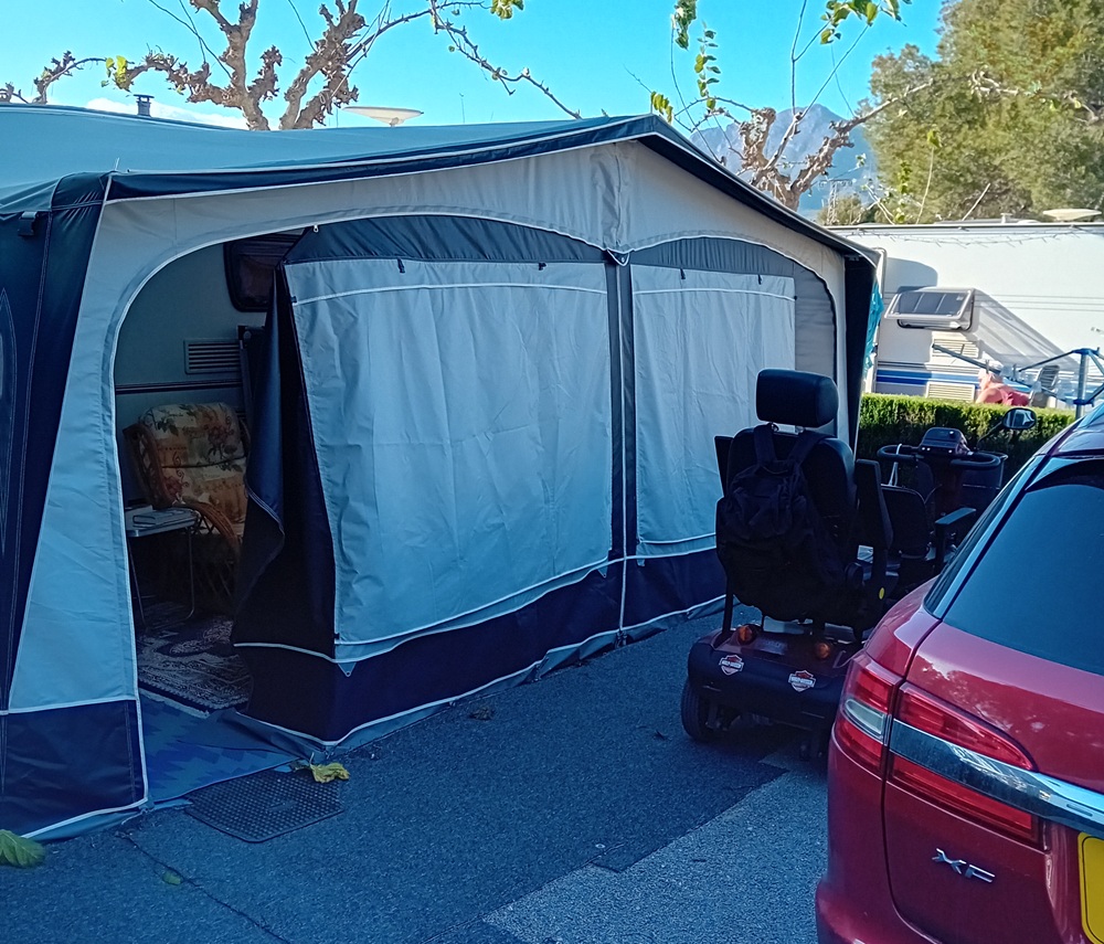 Abbey Vogue 520 Touring Caravan & Awning For Sale On Camping Raco, Benidorm – £12,000
