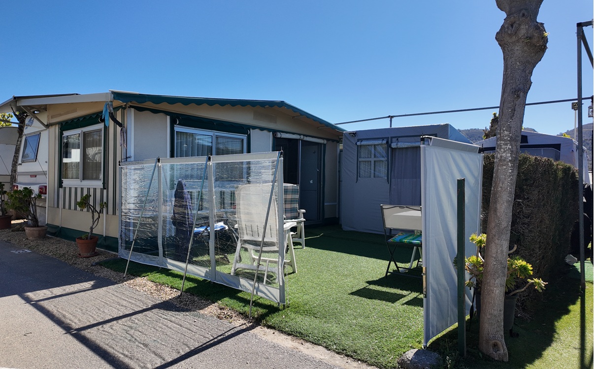 Fully Equipped Caravan & Awning For Sale On Camping Benisol, Benidorm – €33,000