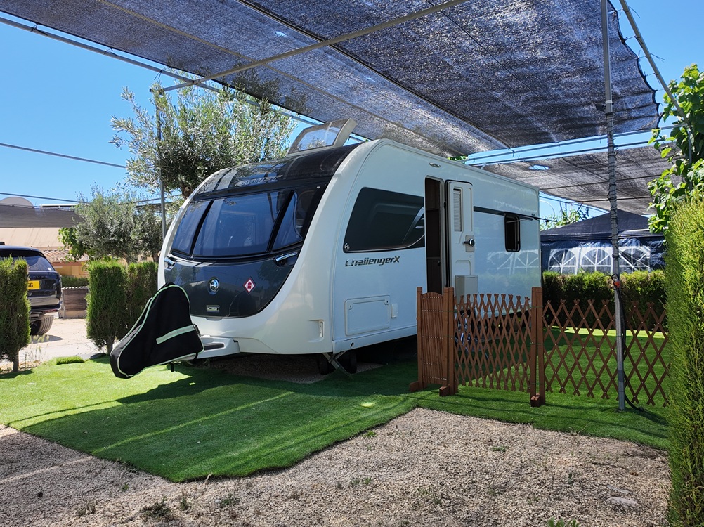 2023 Swift Challenger 860 X Touring Caravan For Sale On Camping Benisol, Benidorm – €25,000